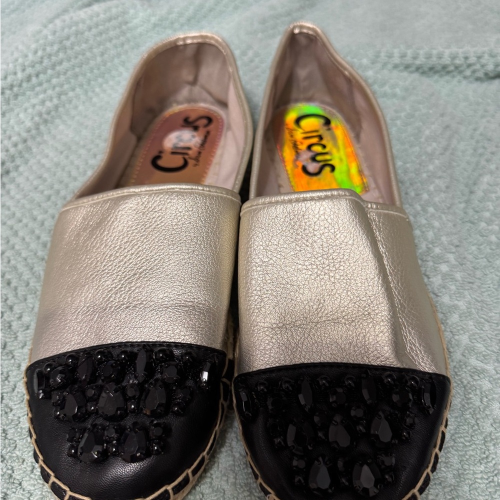 Circus by Sam Edelman Women's Gold and Black Espadrilles